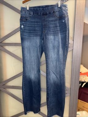 Chico’s Pull-On Slim Boot Jeans 1.5R US 10 Distressed Frayed Hem